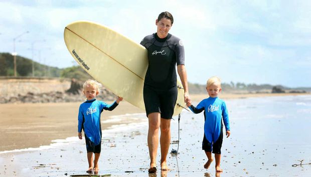 RMB_07-02-2014_INDEX_01_ROK060214csurf6_t620